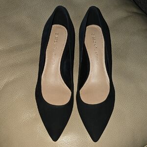 Gibson Latimer Classic Black Suede Heels NWOT Size 8.5
